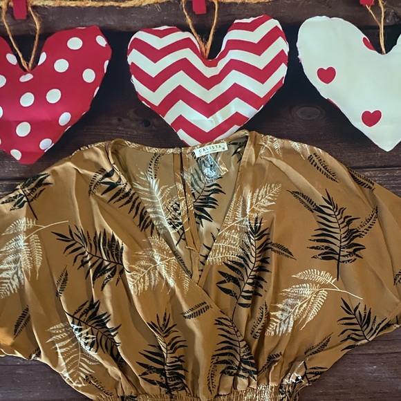 Rusty Leaf Romper - Picture 5 of 11